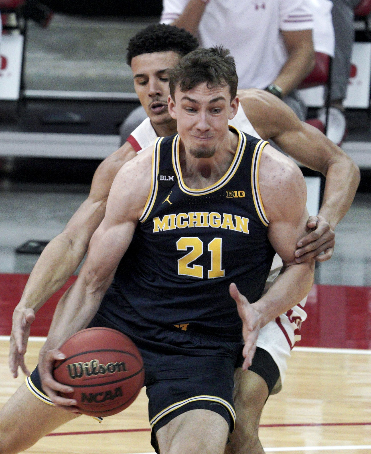 Michigan 67, UW 59